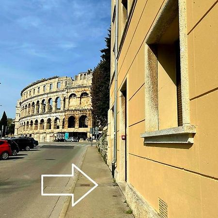 Apartment Amfiteatar Pula Exterior foto