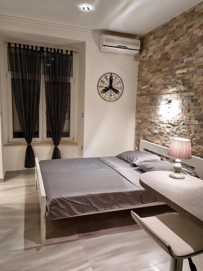 Apartment Amfiteatar Pula Exterior foto